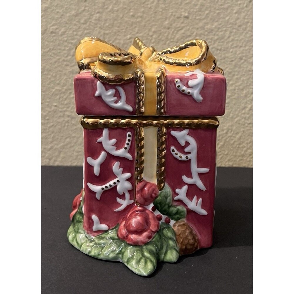 Royal Albert Old Country Roses Seasons of Colour Gift Box w/ Ribbon Lid VTG 2002